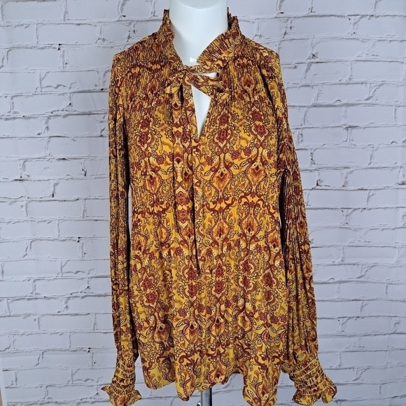 Max Studio Pleated Bishop-Sleeve Blouse - Picture 3 of 13